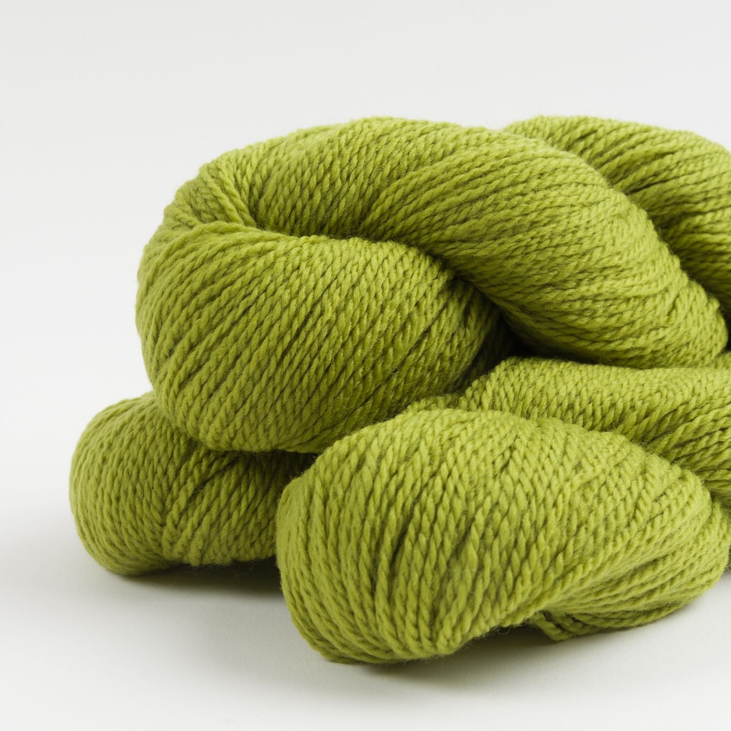 THE TRAVELER SHELL - AVOCADO