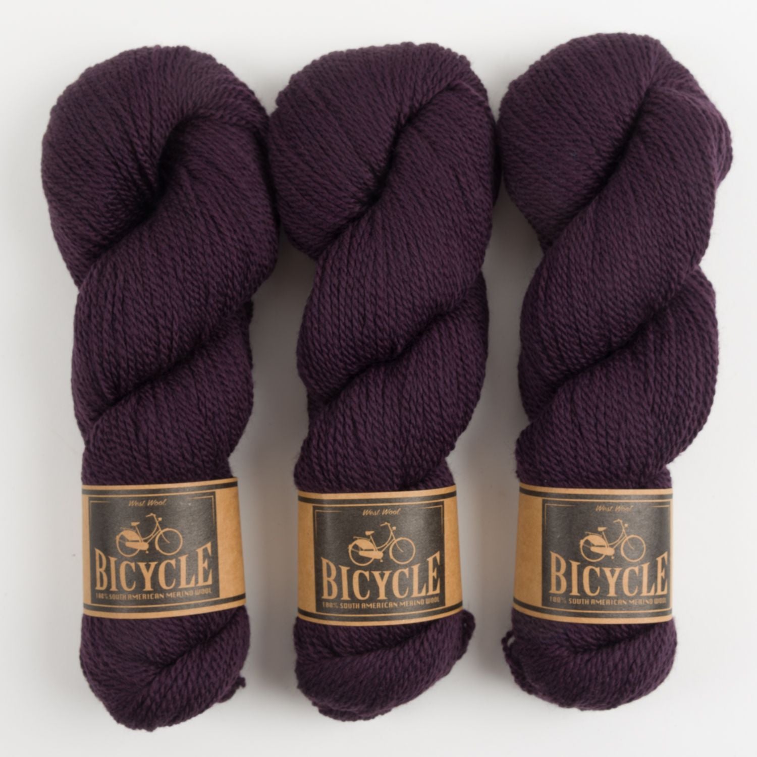West Wool THE TRAVELER SHELL - AUBERGINE Merino wool Fingering Designer Kits