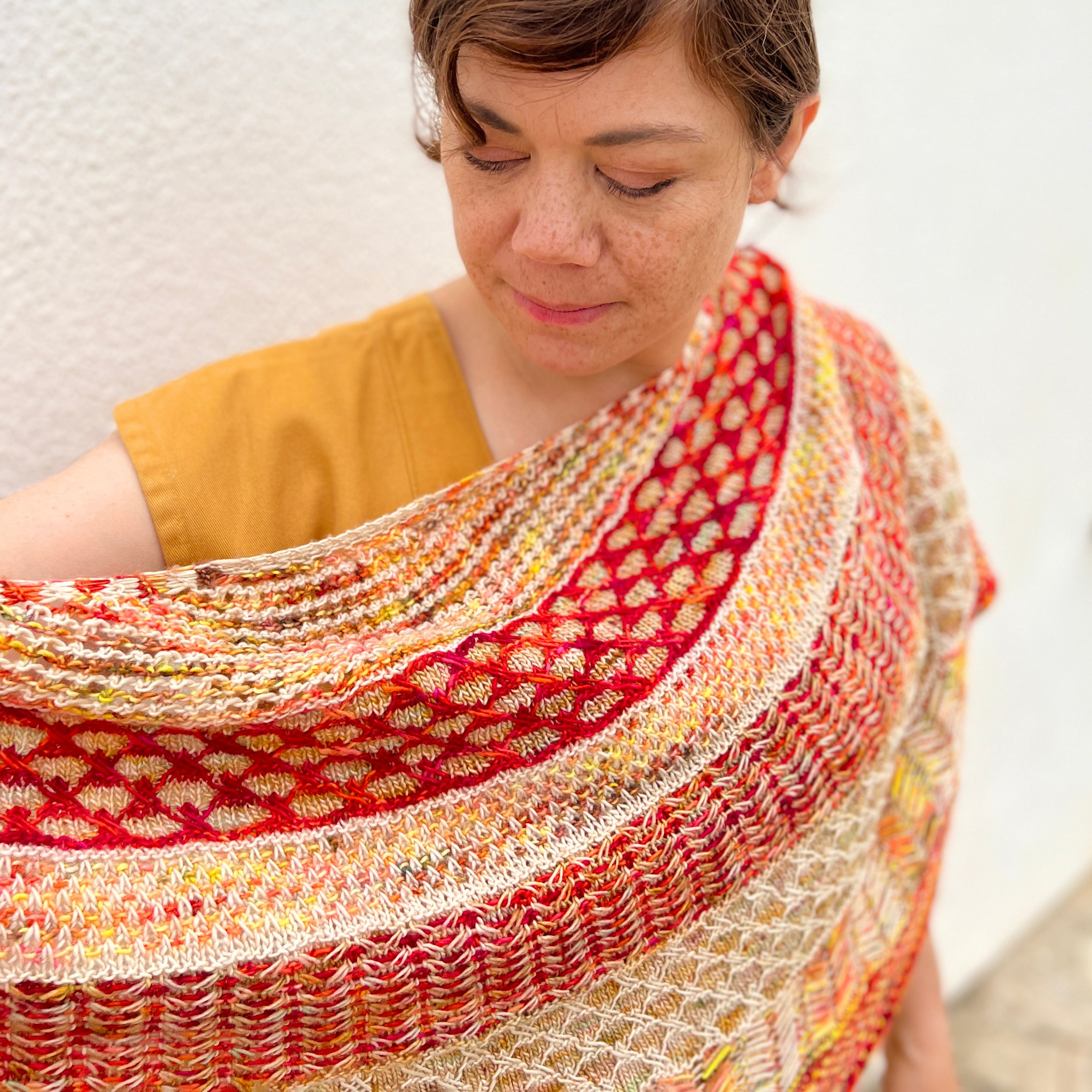 Malia Mae Patterns MAUTINOA PATTERN Fingering Pattern