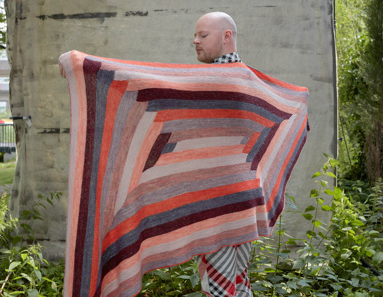 PARALLELOLAMB PATTERN