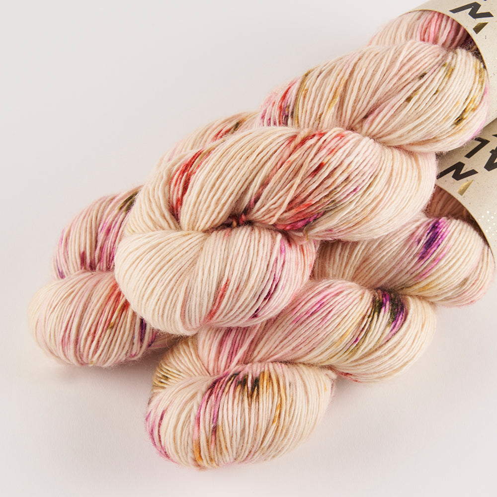 COTTAGE MERINO - PETAL SPECKLE