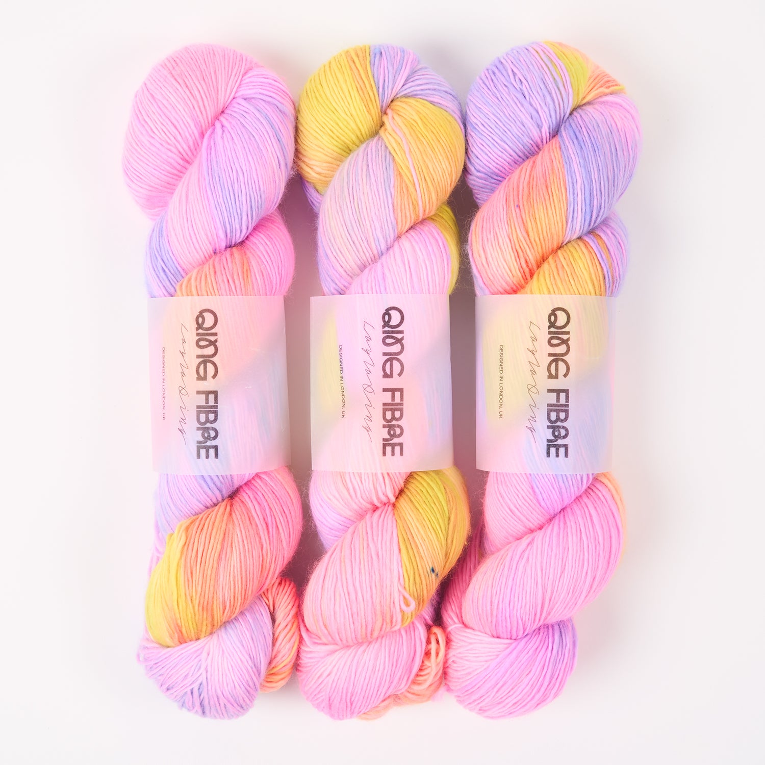 Qing Fibre DASHING SASSY - TAMAGOTCHI Merino wool Fingering pink multicolour Yarn