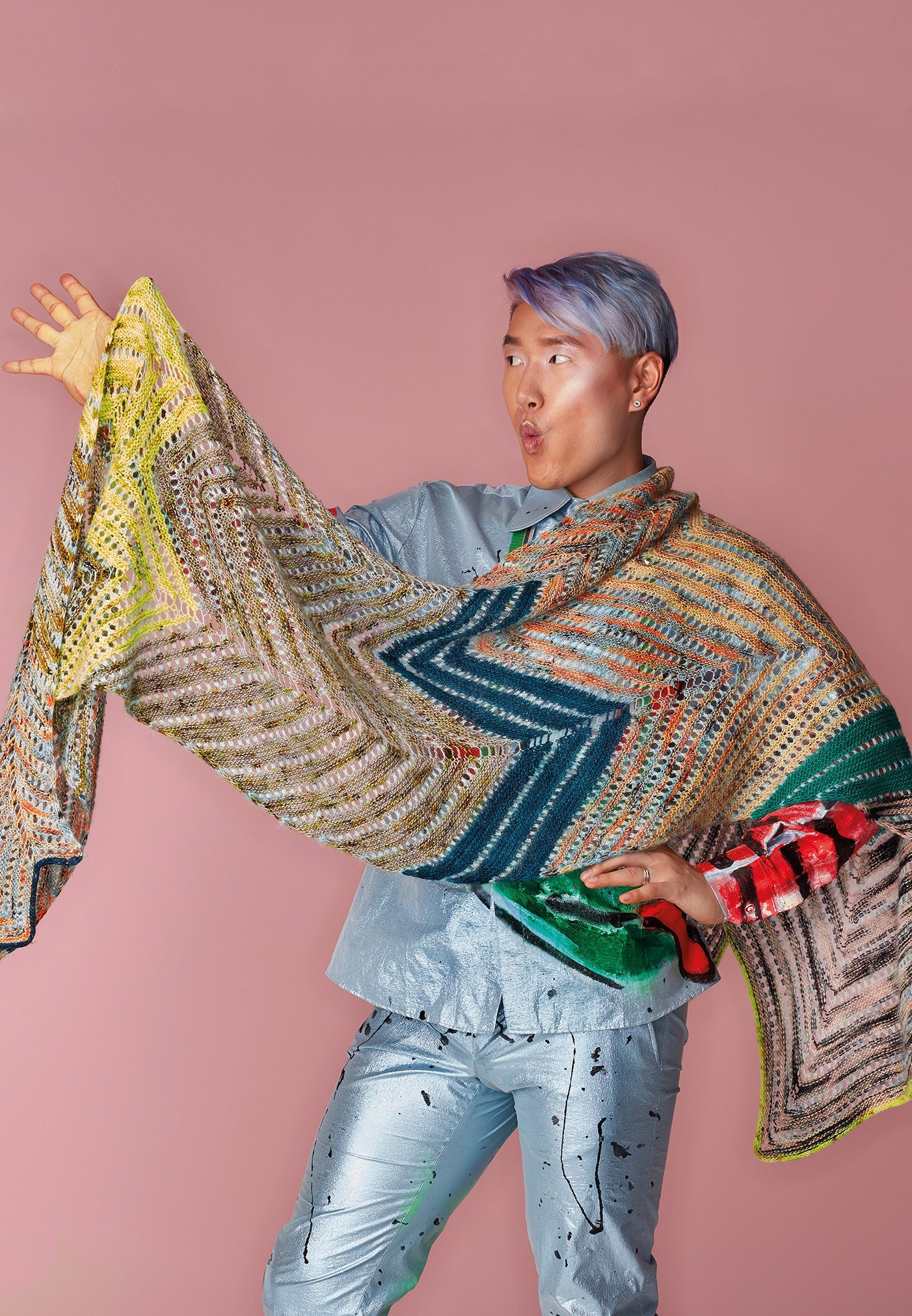 QUAKE SCARF & SHAWL PATTERN