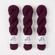 West Wool TRICYCLE - CORDUROY Merino wool Fingering red purple Yarn