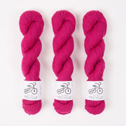 West Wool TRICYCLE - FUCHSIA Merino wool Fingering pink Yarn