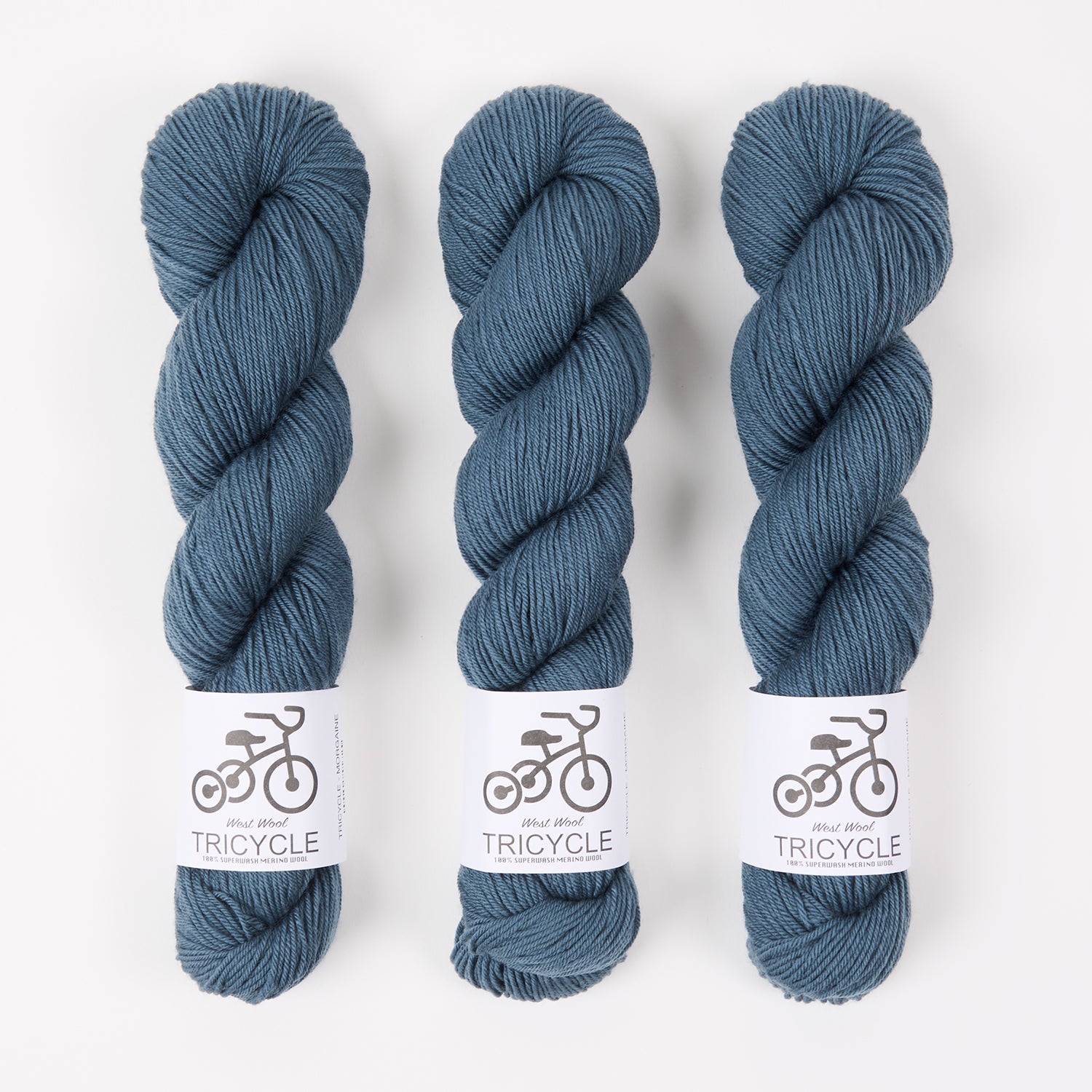 West Wool TRICYCLE - MORGAINE Merino wool Fingering blue Yarn