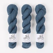West Wool TRICYCLE - MORGAINE Merino wool Fingering blue Yarn