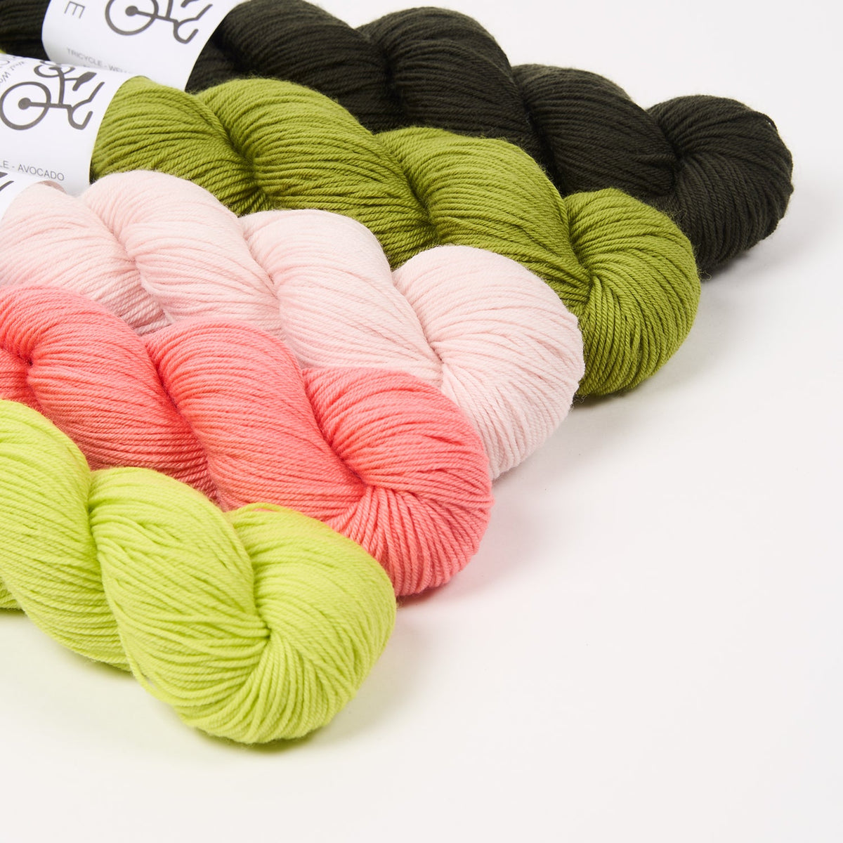 DELECTABLE COLLECTIBLE SHAWL - FLAMINGO BOOTS