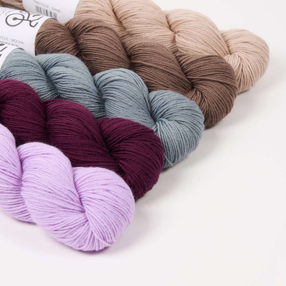 DELECTABLE COLLECTIBLE SHAWL - SAND UNICORNS