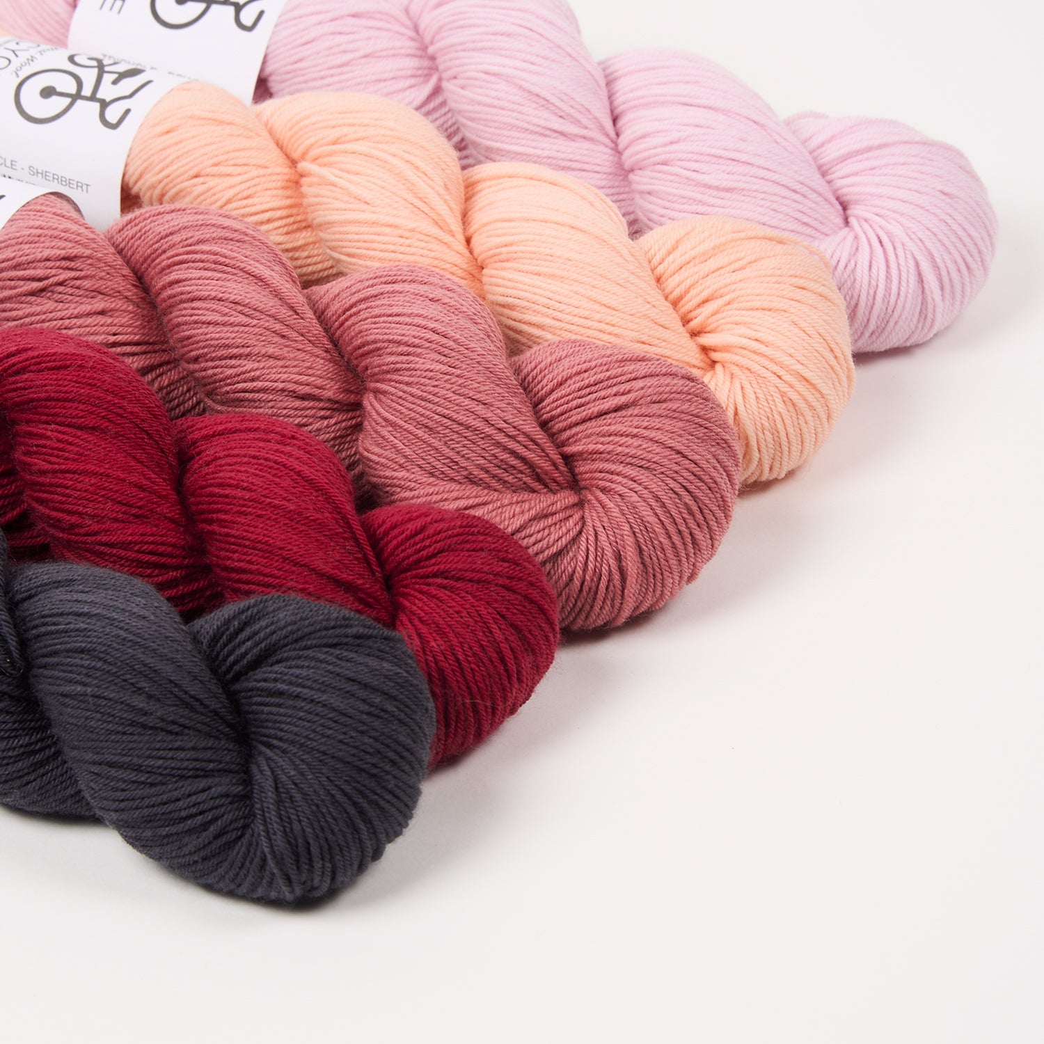 DELECTABLE COLLECTIBLE SHAWL - SHERBERT HOUSE