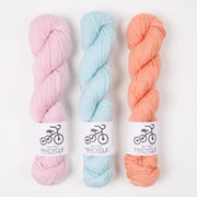 West Wool STARFISH FIGURINE Merino wool Fingering Quick Kits