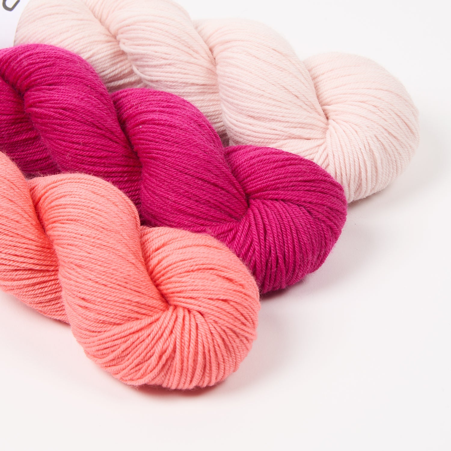 WESTKNITS KITS - WHITE FUCHSIA