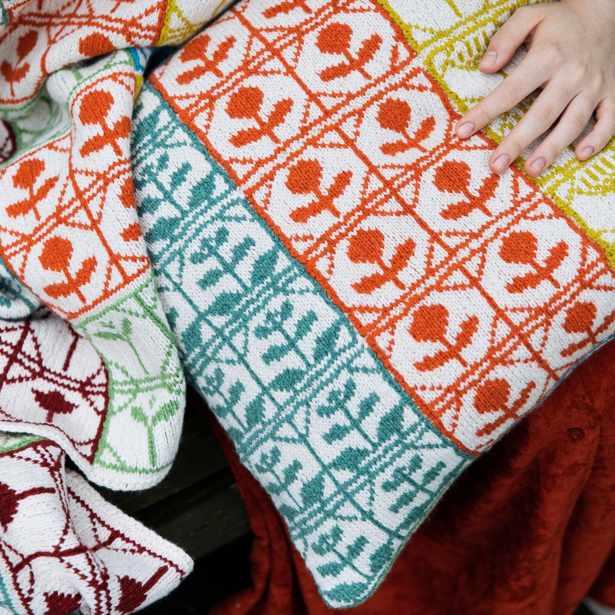 THE KNITTED FABRIC by DEE HARDWICKE