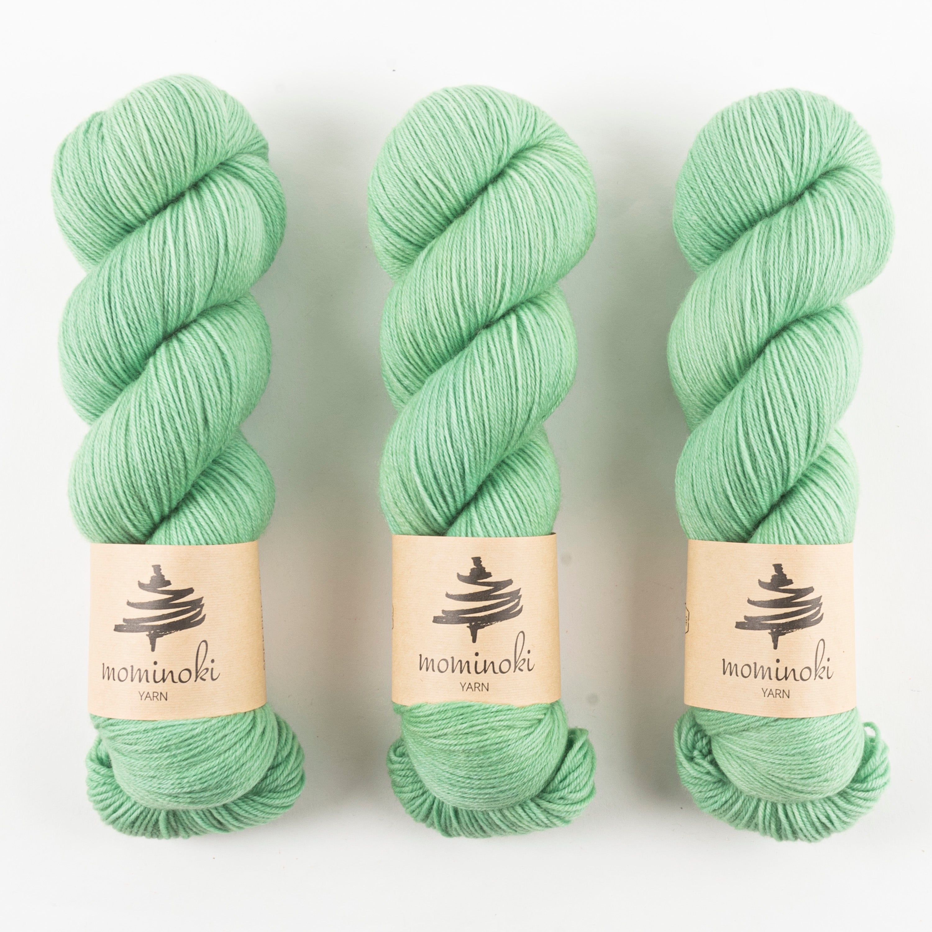 Mominoki Yarn SOCK FINE 4PLY - APPLE MINT Polyamide Merino wool Fingering green Yarn