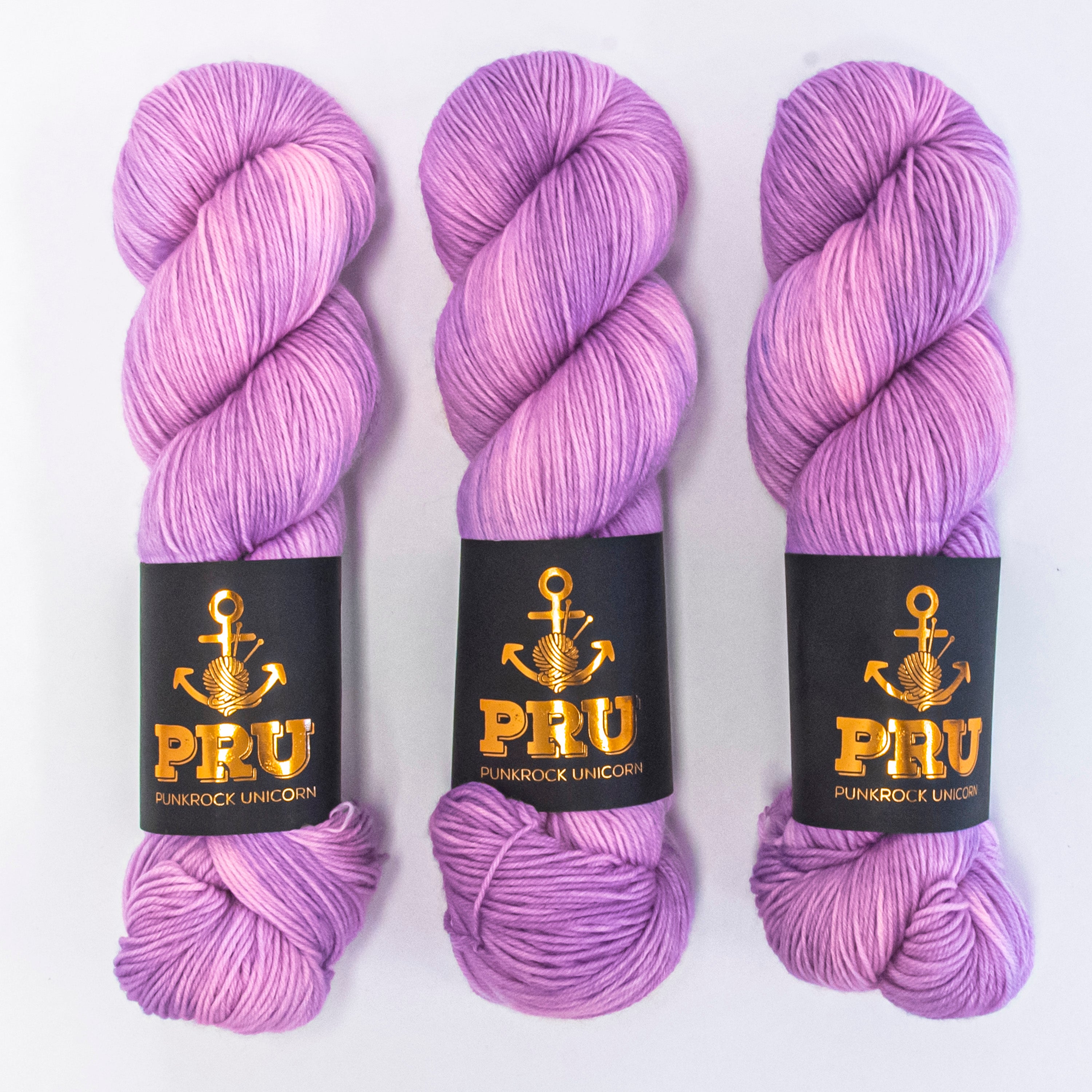 Punk Rock Unicorn SOUL - FLIEDER Merino wool Nylon Fingering  Sock purple Yarn