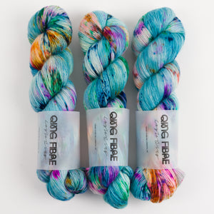 DASHING SASSY - SURFING