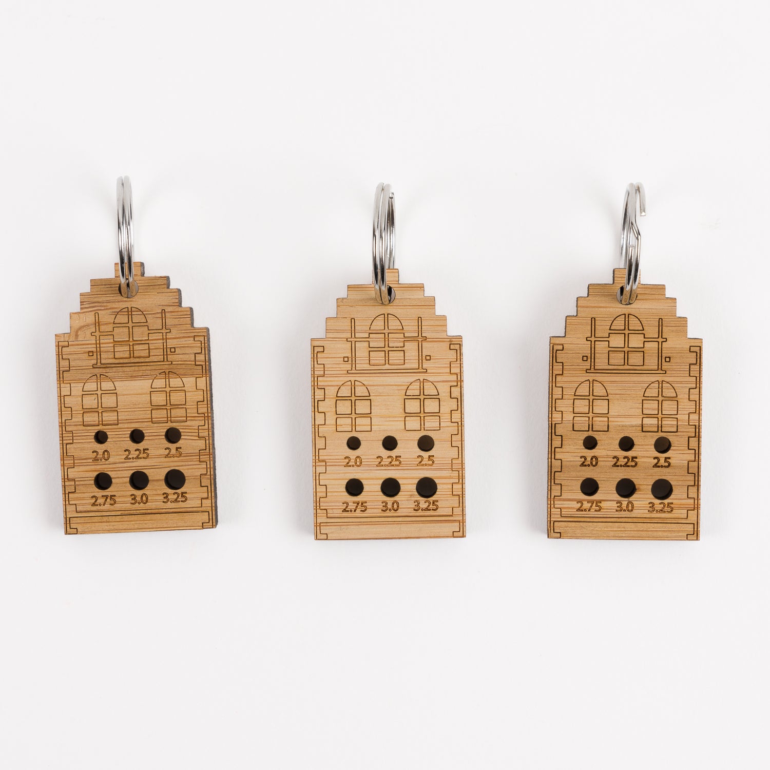 SMALL AMSTERDAM HOUSE NEEDLE GAUGE