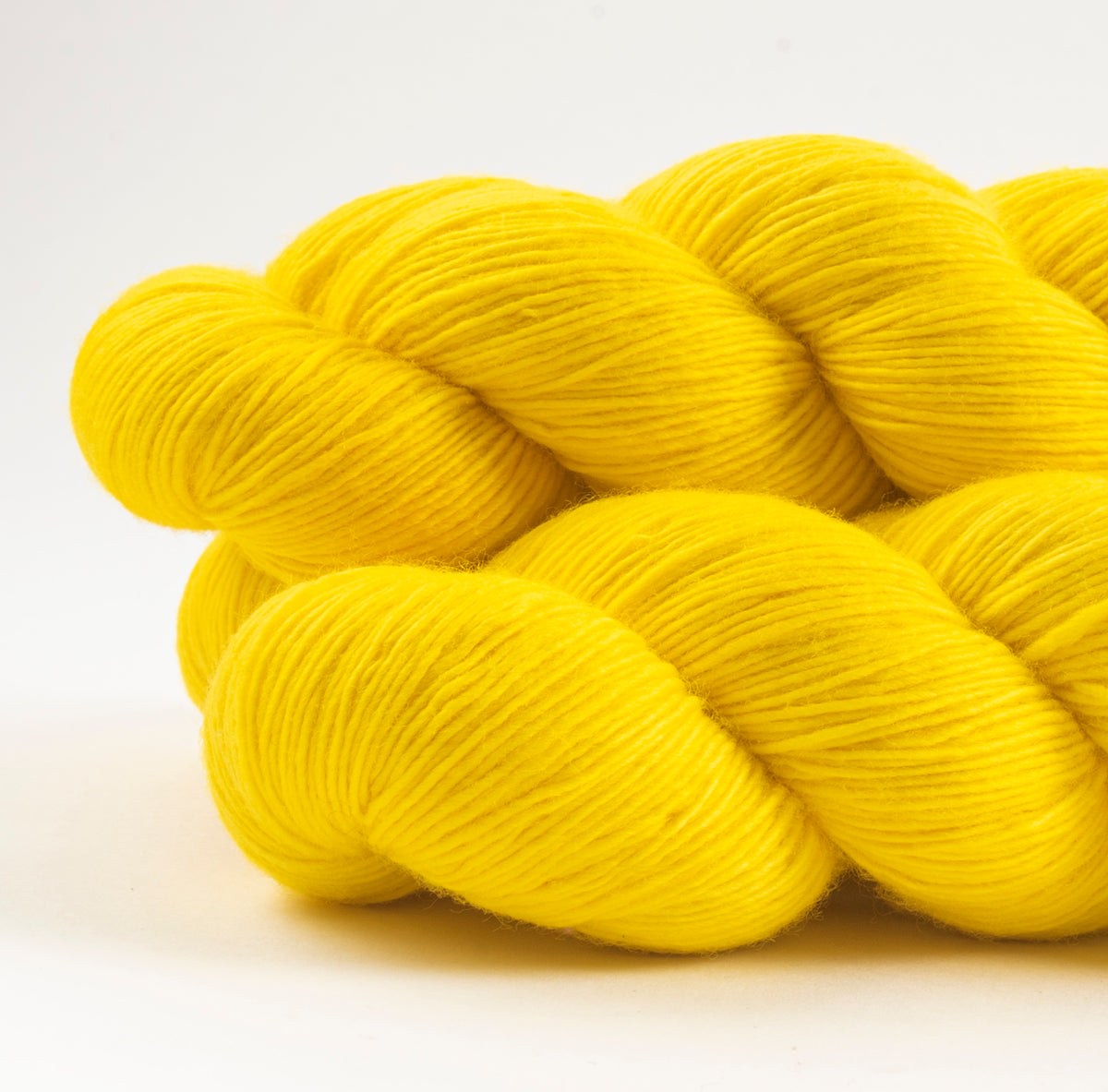 SYSLERIGET SINGLES - HELLO MISS SUNSHINE