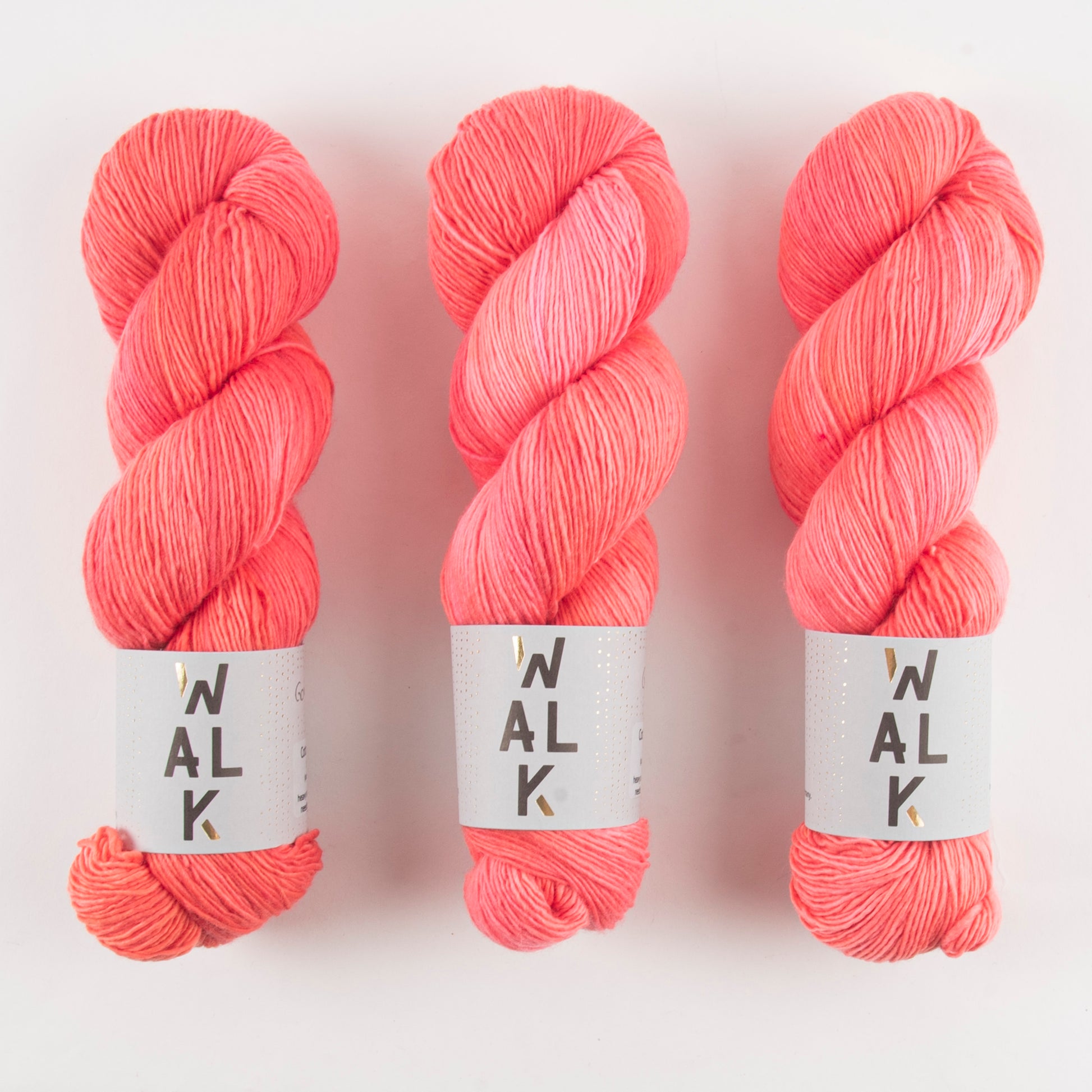 WALK Collection COTTAGE MERINO - GOIABA Merino wool Fingering coral Yarn
