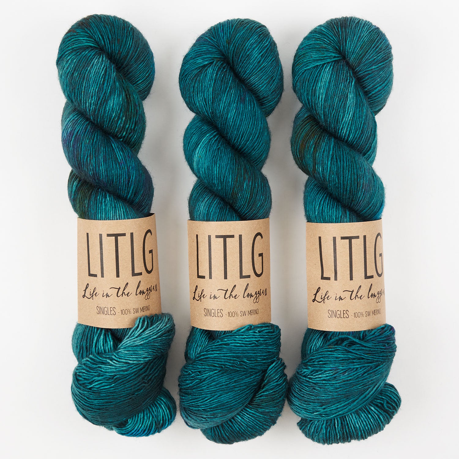 Life in The Long Grass LITLG SINGLES - SPHARIA Merino wool Fingering turquoise Yarn