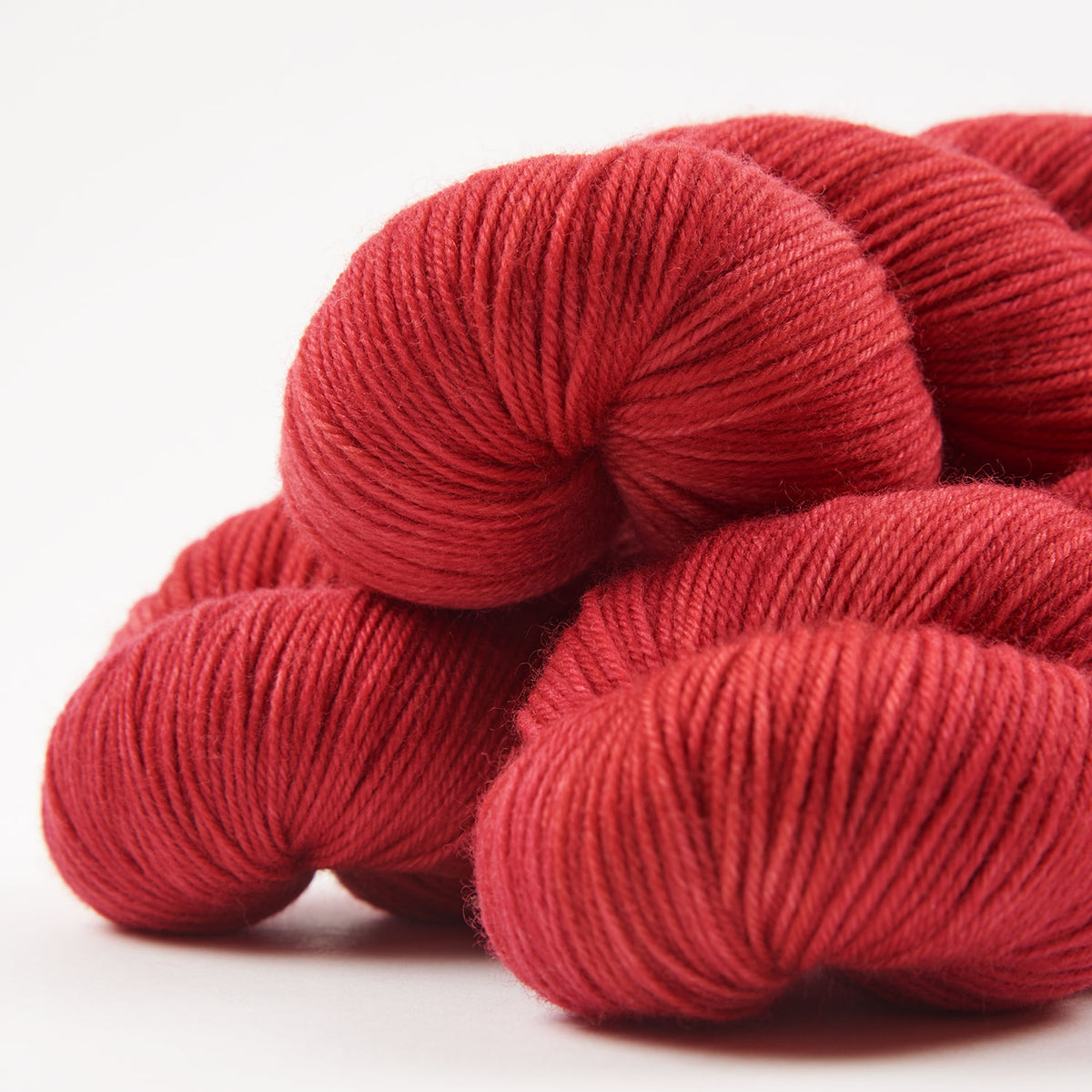 SOCK FINE 4PLY - CARMINE RED