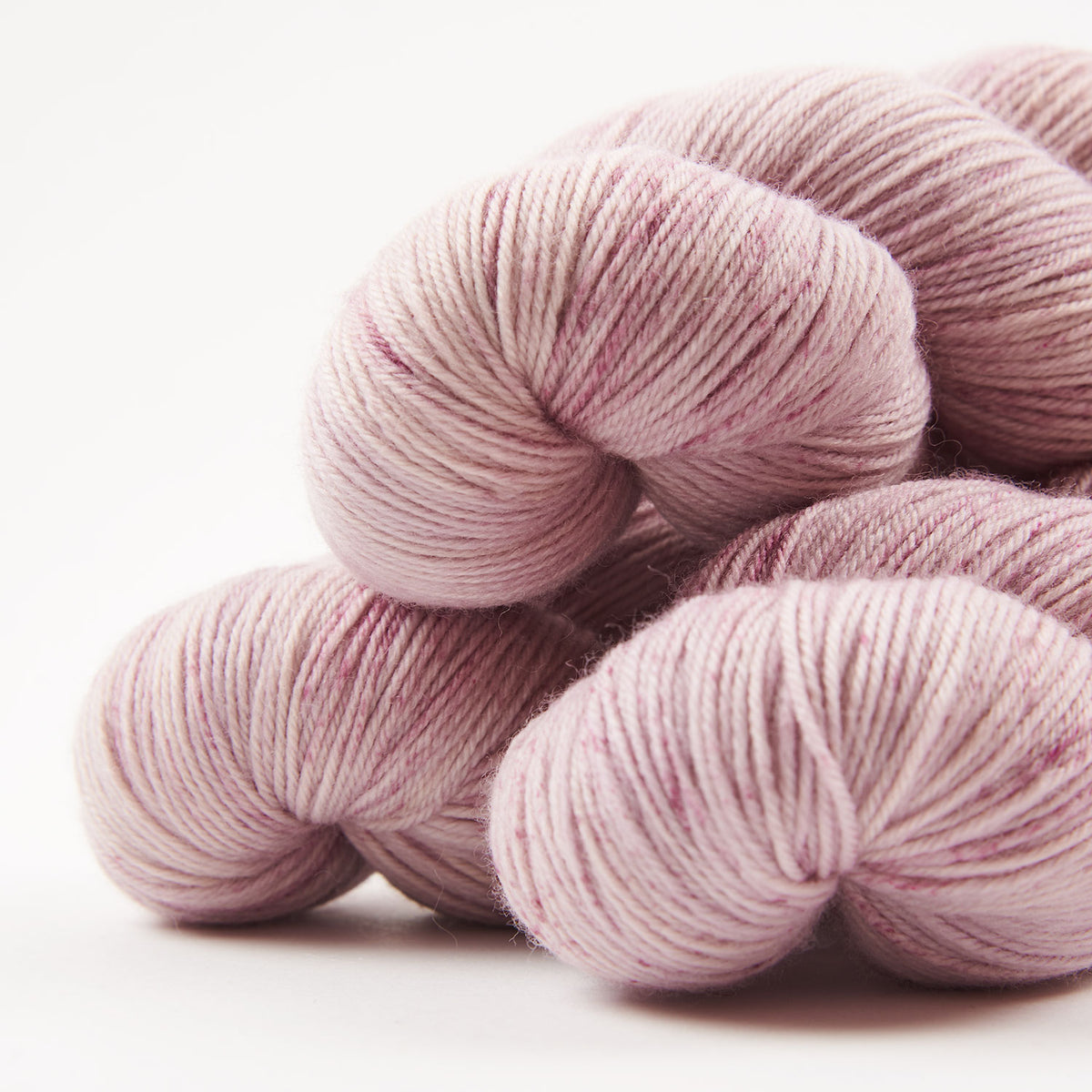 SOCK FINE 4PLY - STRAWBERRY CREAM