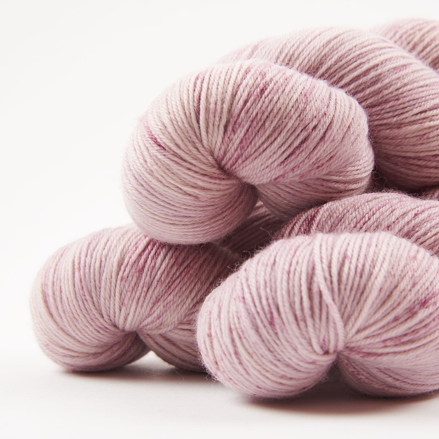 SOCK FINE 4PLY - STRAWBERRY CREAM