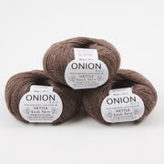 ONION NETTLE SOCK - V1003 BRUN Merino wool Nettle Fingering brown Yarn