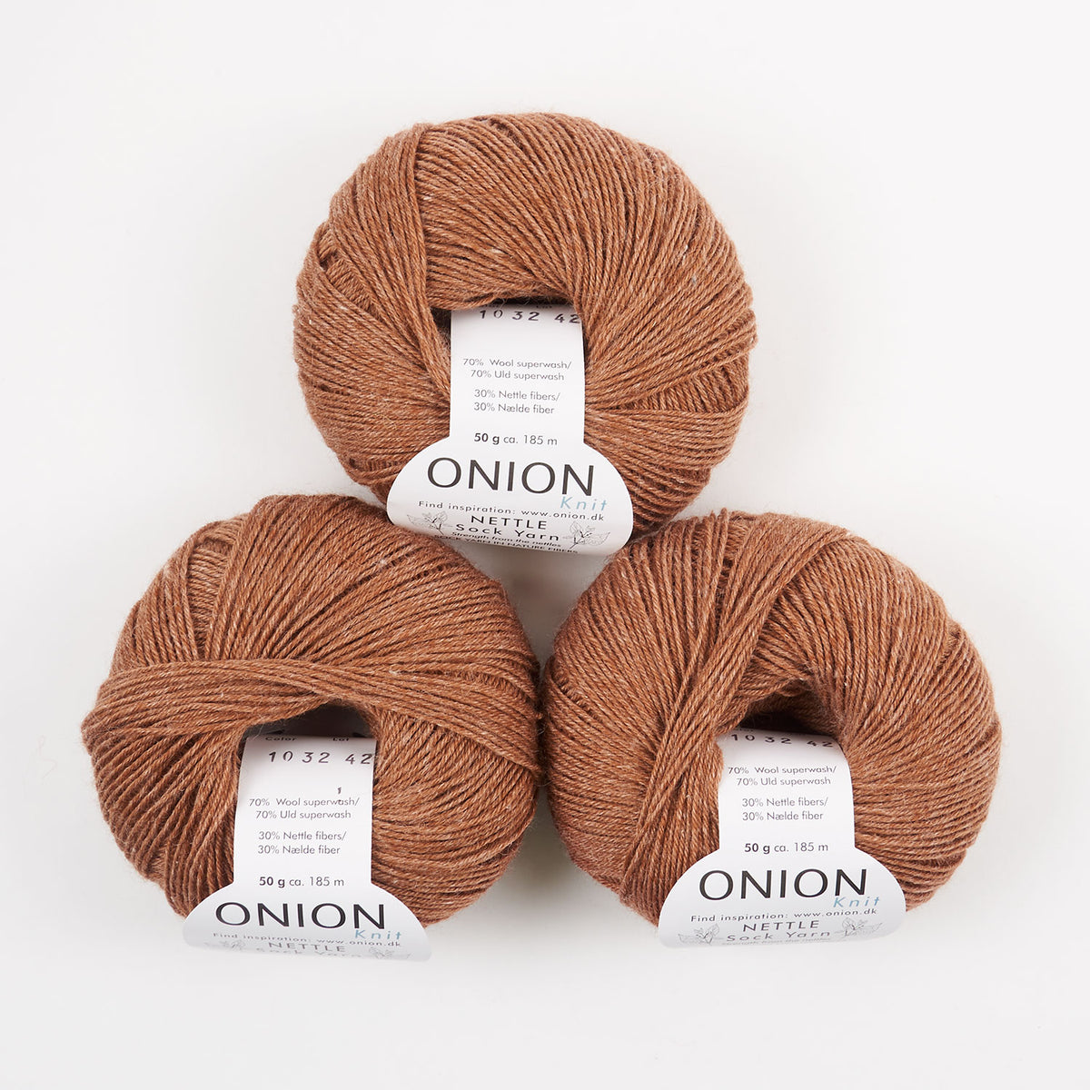 NETTLE SOCK - V1032 GYLDEN