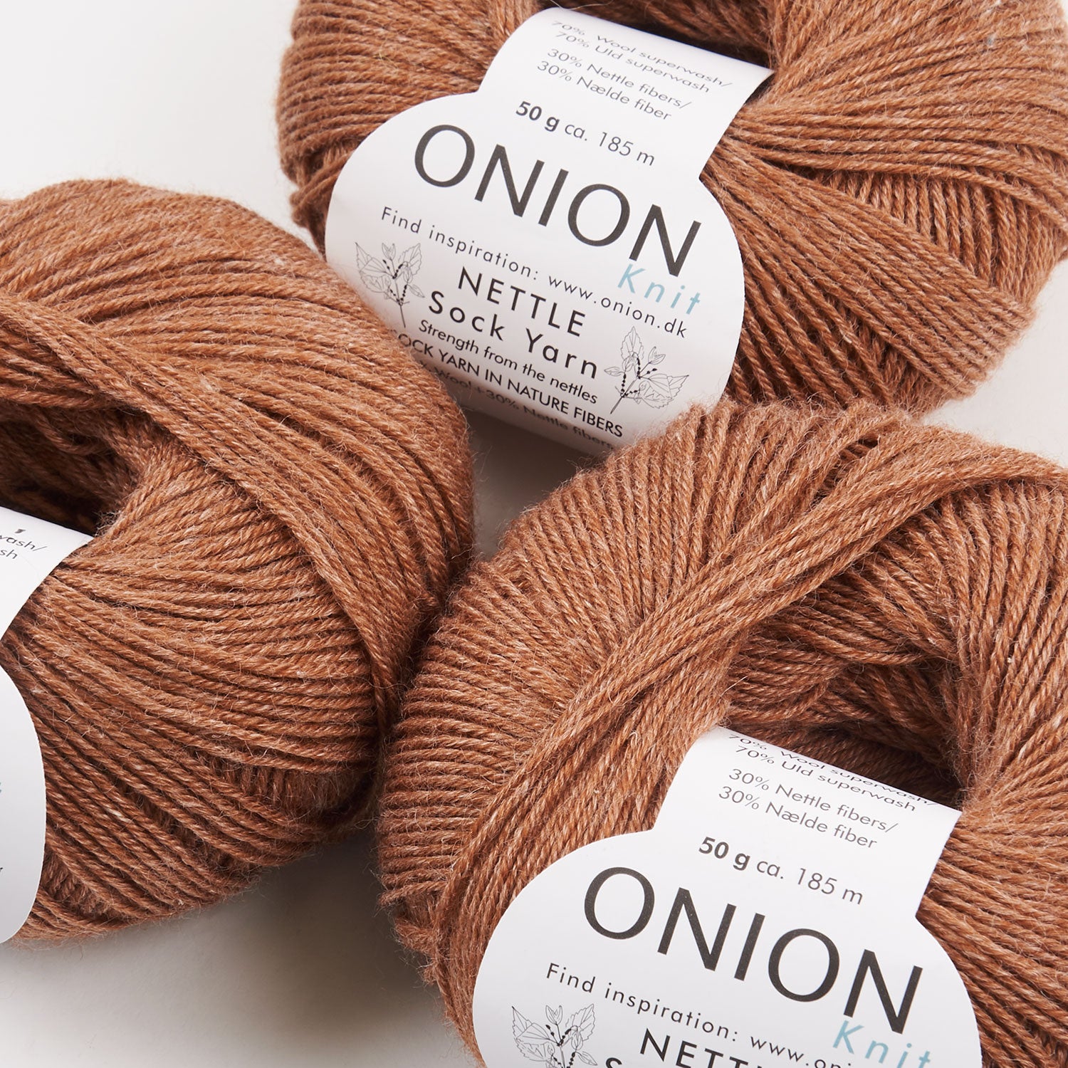Nettle Sock - V1032 Gylden