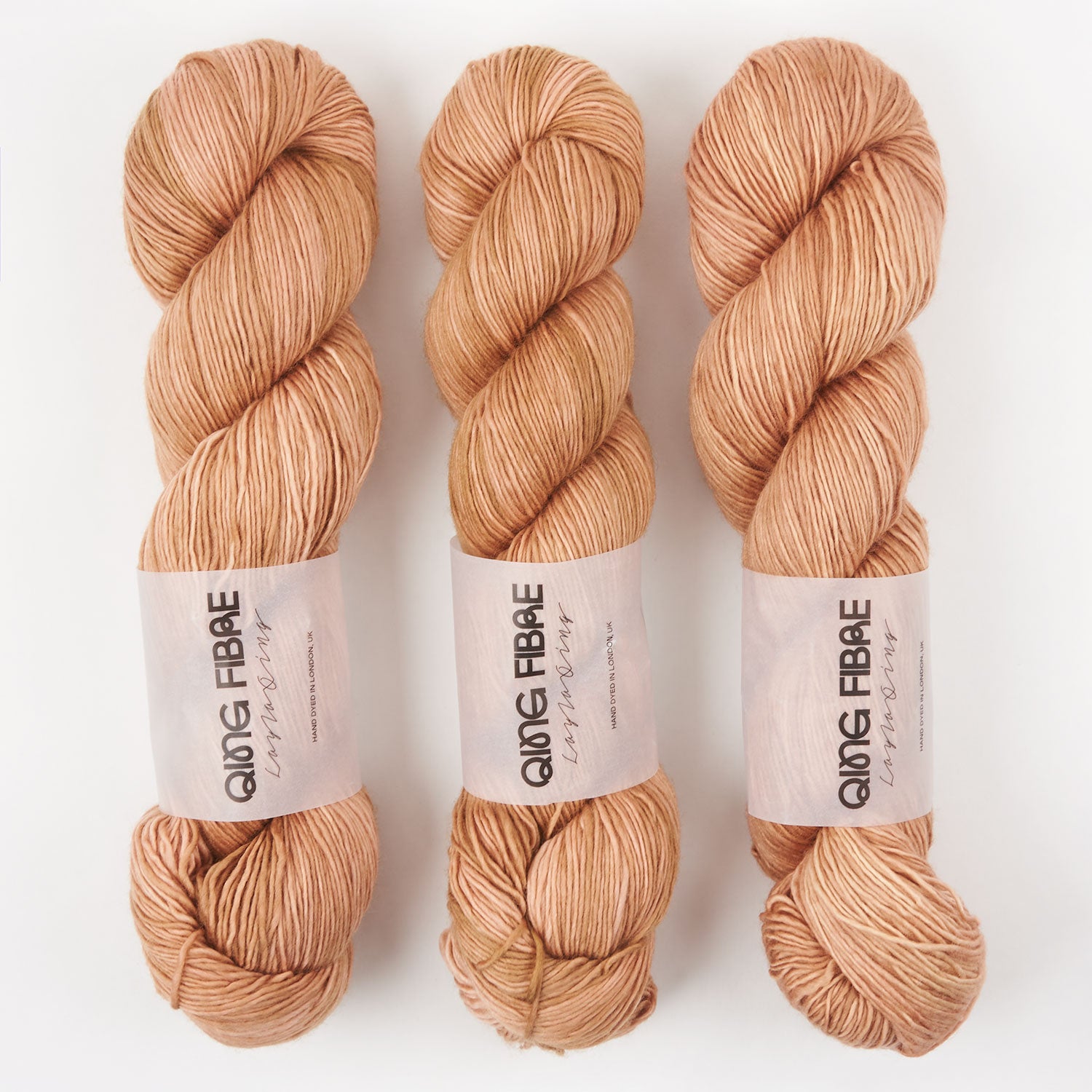 Qing Fibre DASHING SASSY - WALNUT Merino wool Fingering beige Yarn