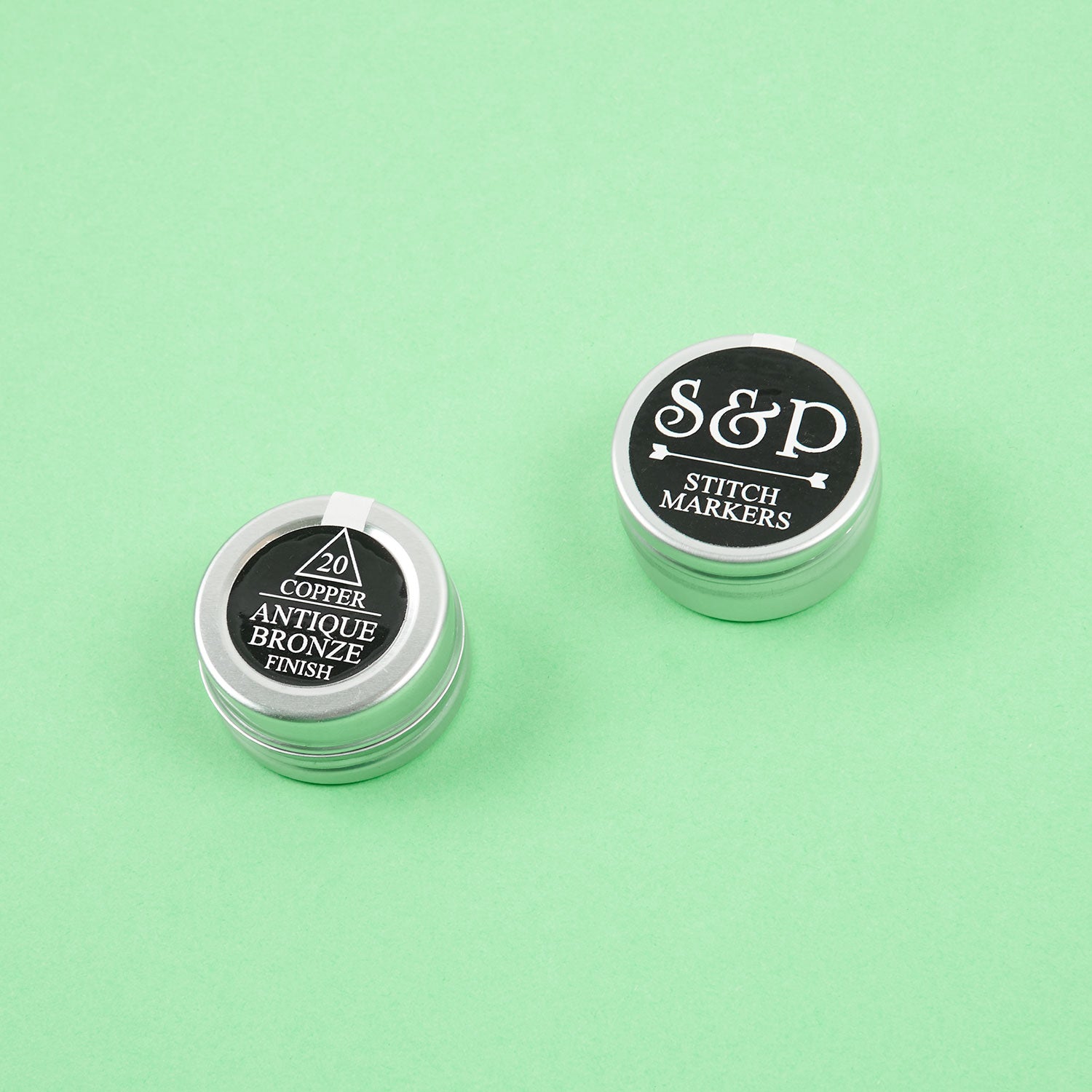 TRIANGLE ANTIQUE BRONZE STITCH MARKERS 20 PCS