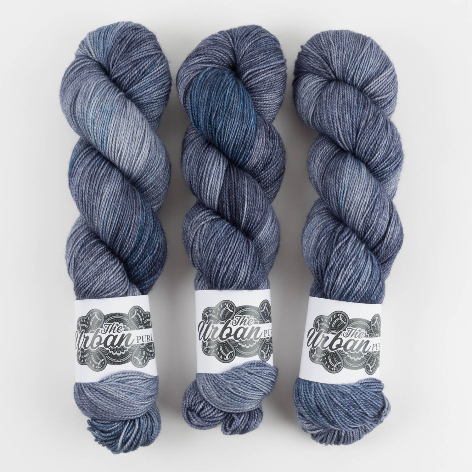 The Urban Purl LUX HI TWIST - MALDON Merino wool Silk Fingering blue Yarn