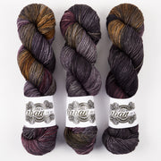 The Urban Purl LUX HI TWIST - OBSESSION Merino wool Silk Fingering grey Yarn