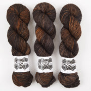 The Urban Purl LUX HI TWIST - URBANITE Merino wool Silk Fingering brown Yarn