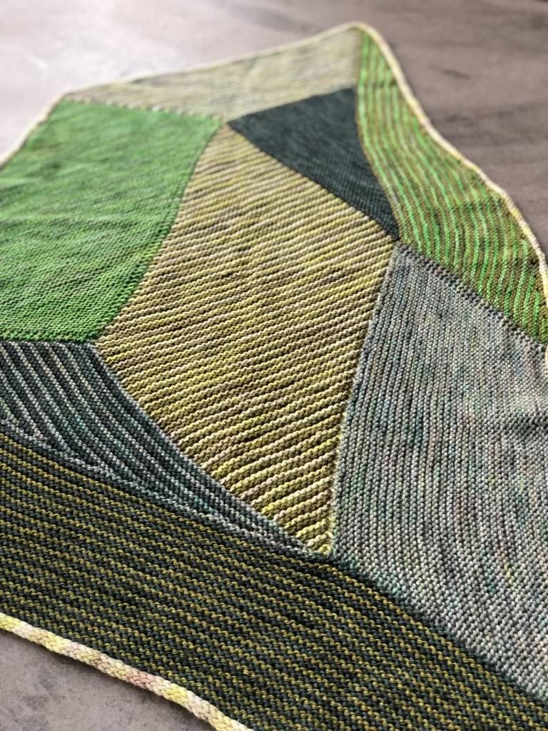 WK VERTICES UNITE BABY BLANKET - KIT GREEN