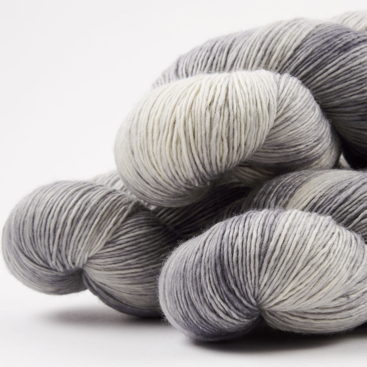 COTTAGE MERINO - GREYHOUND