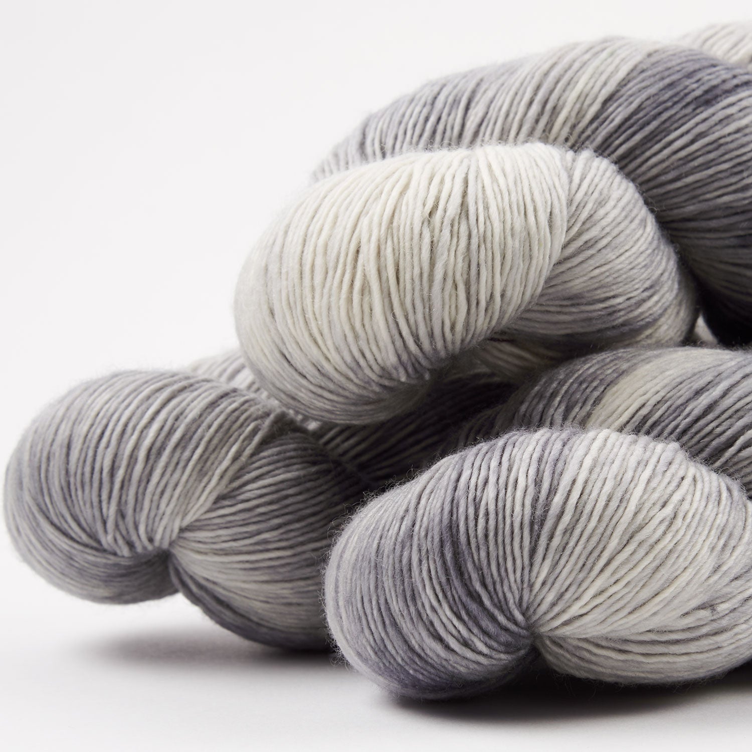 COTTAGE MERINO - GREYHOUND