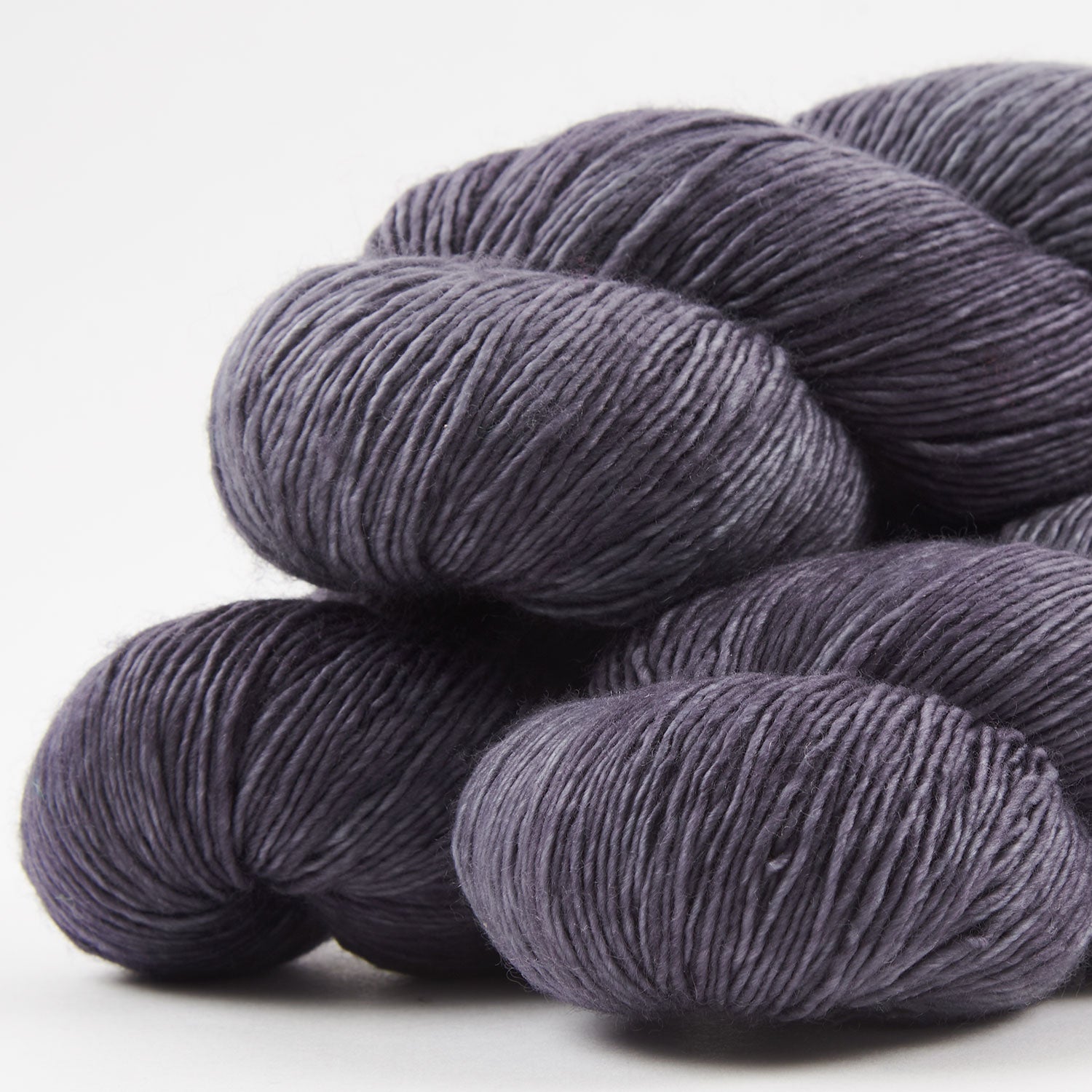 COTTAGE MERINO - NIGHTSHADE