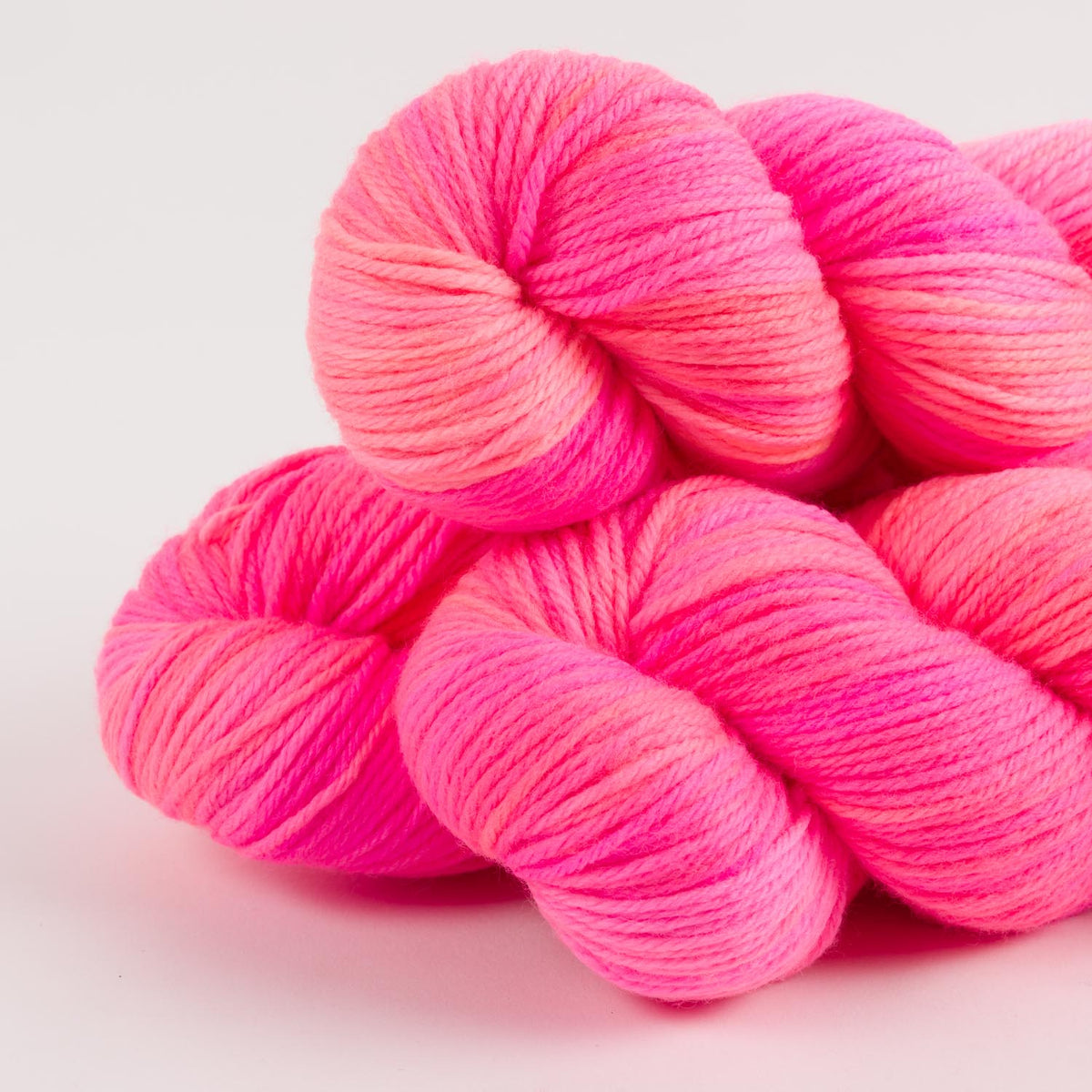 WALK MERINO DK - FLAMINGO PINK