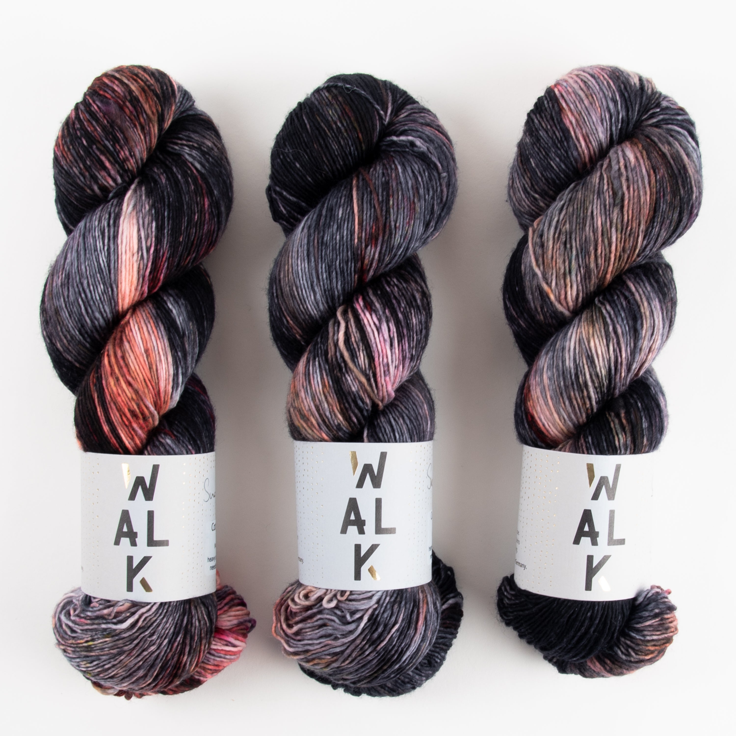 WALK Collection COTTAGE MERINO - SMOKED SALMON Merino wool Fingering black multicolour Yarn